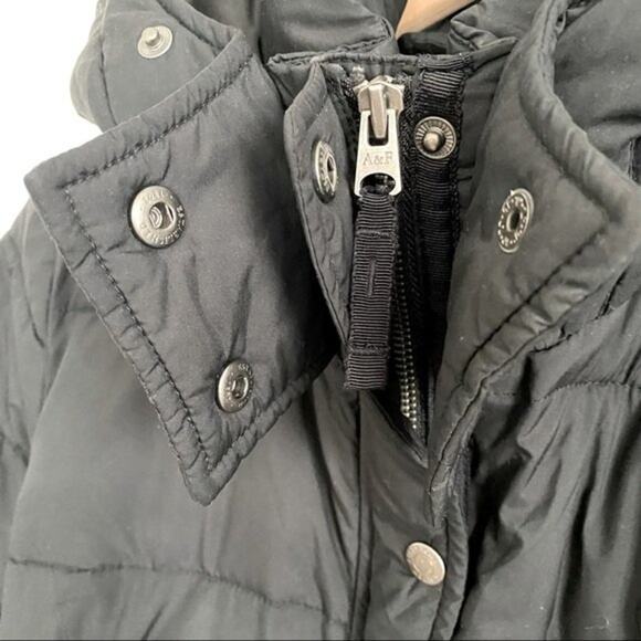 Abercrombie & Fitch Navy Classic Puffer Jacket Size M - Picture 4 of 11